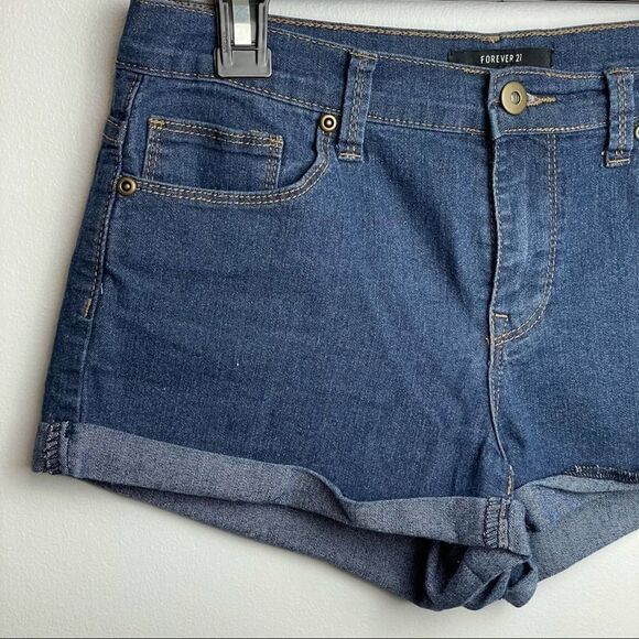 Forever 21 Blue Dark Wash Denim Short Shorts cuffed Cotton Blend Stretchy 27 - Picture 7 of 9